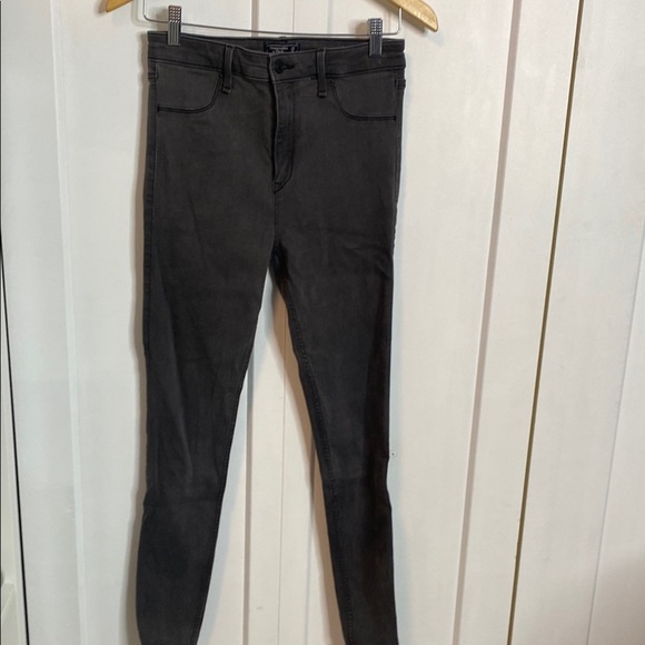 Abercrombie | Women's Dark Charcoal Skinny Jeans 28 |6R - Picture 1 of 6